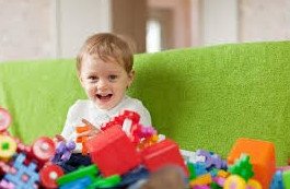Психологи назвали вескую причину не баловать ребенка игрушками - «Психиатрия»