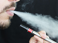 Электронные сигареты со вкусом мяты и ментола назвали потенциально опасными - «Новости Медицины»