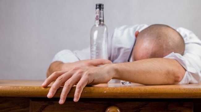 Алкоголь опасен в любых дозах - «Новости Медицины»