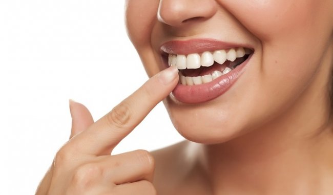 Зубной лак защитит зубы - «Новости Медицины»