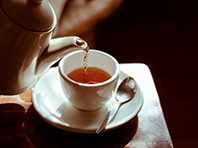 Роспотребнадзор выпустил рекомендации, касающиеся выбора и заваривания чая - «Новости Медицины»