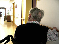 Сила ультразвука поможет вылечить болезнь Альцгеймера - «Новости Медицины»