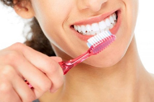 Сколько раз в день нужно чистить зубы, чтобы не было зубного камня - «Стоматология»