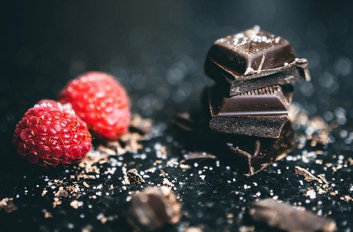Врач рекомендует темный шоколад для снижения уровня холестерина - «Новости Медицины»