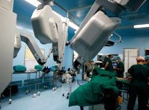 В России прошла первая пересадка почки, выполненная роботом-хирургом - «Хирургия»