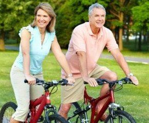 Велосипед помогает женщинам защититься от набора веса перед менопаузой - «Гинекология»